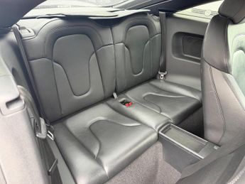 Audi TT 2.0 TDI Black Edition S Tronic quattro Euro 5 3dr