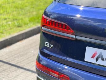 Audi Q7 3.0 TDI V6 50 Black Edition Tiptronic quattro Euro 6 (s/s) 5dr