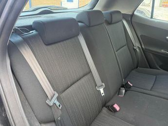 Toyota Auris 1.6 VVT-i T3 5dr