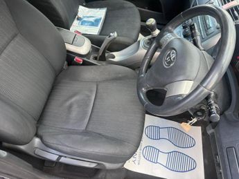 Toyota Auris 1.6 VVT-i T3 5dr
