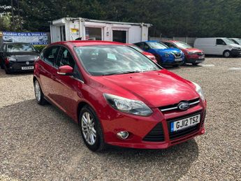 Ford Focus 1.0T EcoBoost Titanium Euro 5 (s/s) 5dr