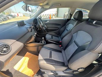 Audi A1 1.6 TDI Sport Euro 5 (s/s) 3dr