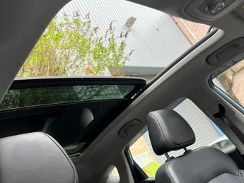 MG MG ZS 44.5kWh Exclusive Auto 5dr