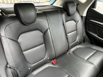 MG MG ZS 44.5kWh Exclusive Auto 5dr