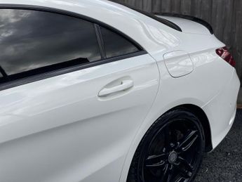 Mercedes-Benz CLA 2.1 CLA220d AMG Line Coupe 7G-DCT 4MATIC Euro 6 (s/s) 4dr