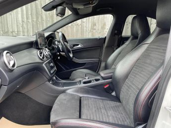 Mercedes-Benz CLA 2.1 CLA220d AMG Line Coupe 7G-DCT 4MATIC Euro 6 (s/s) 4dr