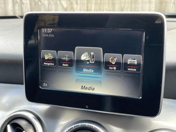 Mercedes-Benz CLA 2.1 CLA220d AMG Line Coupe 7G-DCT 4MATIC Euro 6 (s/s) 4dr