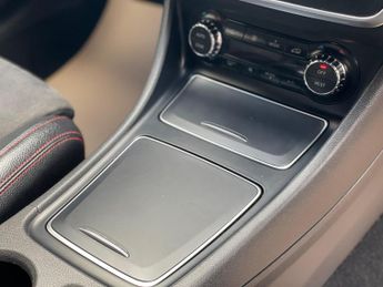 Mercedes-Benz CLA 2.1 CLA220d AMG Line Coupe 7G-DCT 4MATIC Euro 6 (s/s) 4dr