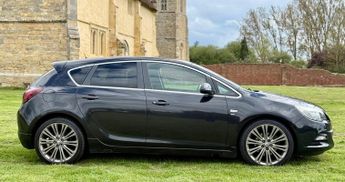 Vauxhall Astra 2.0 CDTi SRi VX Line Auto Euro 5 5dr