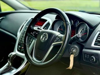 Vauxhall Astra 2.0 CDTi SRi VX Line Auto Euro 5 5dr