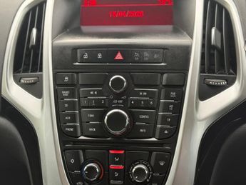 Vauxhall Astra 2.0 CDTi SRi VX Line Auto Euro 5 5dr