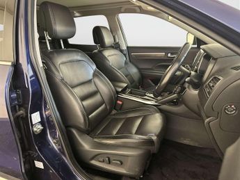 Renault Koleos 2.0 dCi Signature Nav SUV 5dr Diesel X-Trn A7 4WD Euro 6 (s/s) (