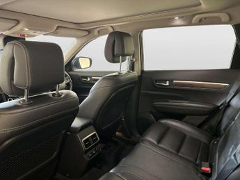 Renault Koleos 2.0 dCi Signature Nav SUV 5dr Diesel X-Trn A7 4WD Euro 6 (s/s) (