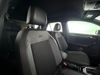 Volkswagen T-Roc 1.5 TSI EVO R-Line DSG Euro 6 (s/s) 5dr