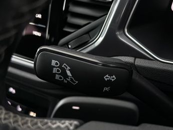 Volkswagen T-Roc 1.5 TSI EVO R-Line DSG Euro 6 (s/s) 5dr