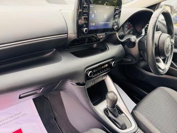 Toyota Yaris 1.5 VVT-h Icon E-CVT Euro 6 (s/s) 5dr