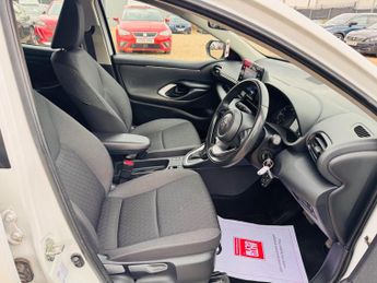 Toyota Yaris 1.5 VVT-h Icon E-CVT Euro 6 (s/s) 5dr
