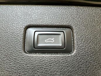Audi Q7 3.0 TDI V6 S line Tiptronic quattro Euro 6 (s/s) 5dr