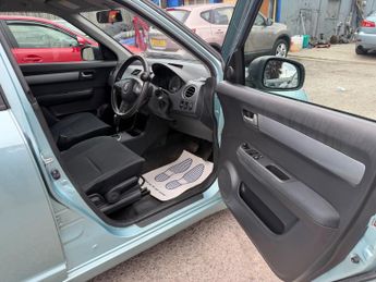 Suzuki Swift 1.5 GLX 5dr
