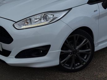 Ford Fiesta 1.0T EcoBoost ST-Line Euro 6 (s/s) 3dr
