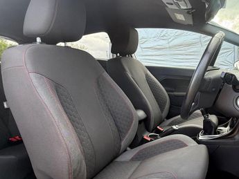 Ford Fiesta 1.0T EcoBoost ST-Line Euro 6 (s/s) 3dr