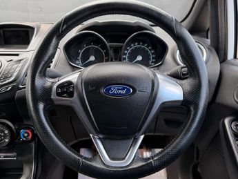 Ford Fiesta 1.0T EcoBoost ST-Line Euro 6 (s/s) 3dr