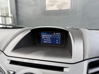 Ford Fiesta 1.0T EcoBoost ST-Line Euro 6 (s/s) 3dr