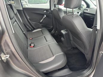 Peugeot 2008 1.2 PureTech Allure EAT Euro 6 (s/s) 5dr