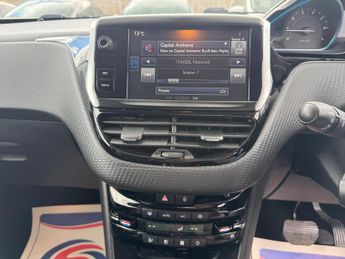 Peugeot 2008 1.2 PureTech Allure EAT Euro 6 (s/s) 5dr