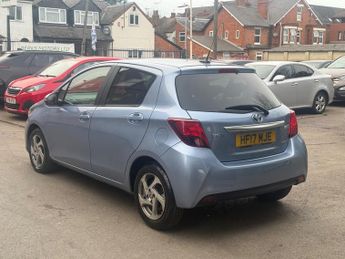 Toyota Yaris 1.5 VVT-h Icon E-CVT Euro 6 5dr