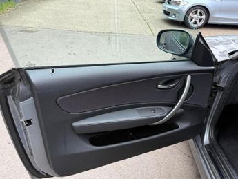 BMW 1 Series 2.0 116i SE Steptronic Euro 5 3dr