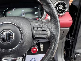 MG MG HS 1.5 T-GDI Exclusive DCT Euro 6 (s/s) 5dr
