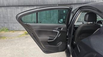 Vauxhall Insignia 2.0 CDTi SRi Nav Auto Euro 5 5dr