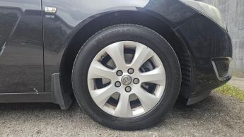 Vauxhall Insignia 2.0 CDTi SRi Nav Auto Euro 5 5dr