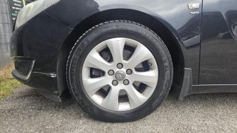 Vauxhall Insignia 2.0 CDTi SRi Nav Auto Euro 5 5dr