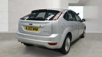 Ford Focus 1.6 Titanium 5dr