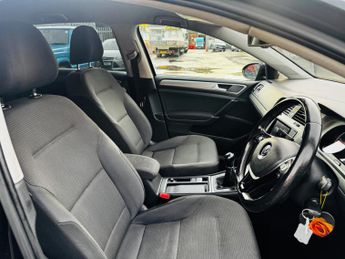 Volkswagen Golf 1.6 TDI BlueMotion Tech SE Euro 5 (s/s) 5dr