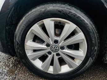 Volkswagen Golf 1.6 TDI BlueMotion Tech SE Euro 5 (s/s) 5dr