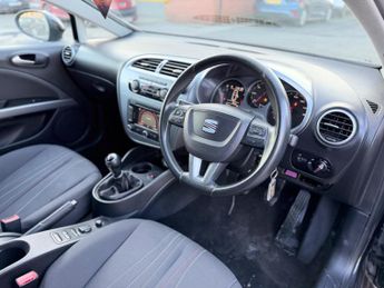 SEAT Leon 1.6 TDI Ecomotive CR SE Copa Euro 5 (s/s) 5dr