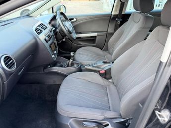 SEAT Leon 1.6 TDI Ecomotive CR SE Copa Euro 5 (s/s) 5dr