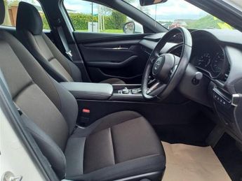 Mazda Mazda3 2.0 e-SKYACTIV-G MHEV Centre-Line Auto Euro 6 (s/s) 5dr