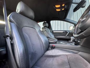 Audi Q7 3.0 TDI V6 S line Tiptronic quattro Euro 5 (s/s) 5dr