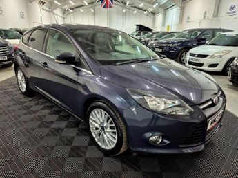 Ford Focus 1.0T EcoBoost Zetec Euro 5 (s/s) 5dr