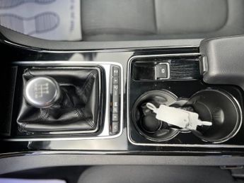 Jaguar XE 2.0d SE Euro 6 (s/s) 4dr