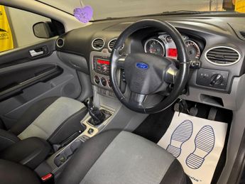 Ford Focus 1.6 Zetec S 5dr