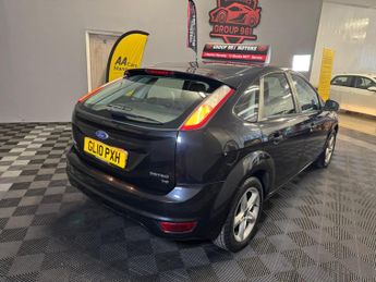 Ford Focus 1.6 Zetec S 5dr