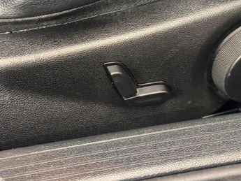 Mercedes-Benz C Class 2.1 C220 CDI BlueEfficiency AMG Sport G-Tronic+ Euro 5 (s/s) 2dr