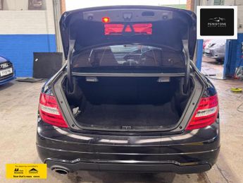 Mercedes-Benz C Class 2.1 C220 CDI BlueEfficiency AMG Sport G-Tronic+ Euro 5 (s/s) 2dr