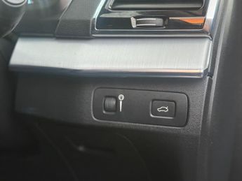 Volvo XC90 2.0 B6 MHEV Inscription Auto 4WD Euro 6 (s/s) 5dr