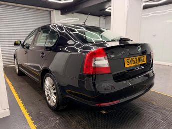 SKODA OCTAVIA 2.0 TDI Laurin & Klement DSG Euro 5 5dr